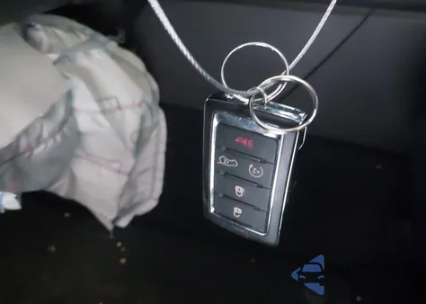 2023 Jeep Grand Cherokee Overland 4X4 z USA, uszkodzony, nr VIN 1C4RJHDG5PC507978